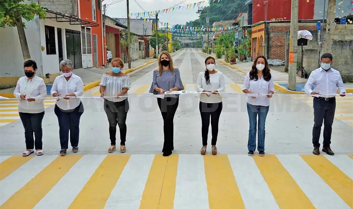 Inauguran nuevas vialidades en fraccionamiento El Paraíso