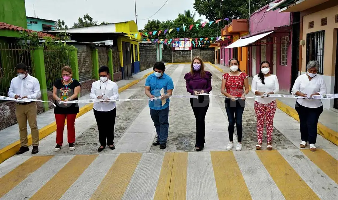 La colonia Rosalveli cuenta con calles nuevas