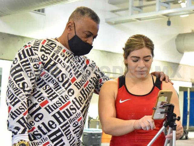 Aremi Fuentes, con buen paso rumbo a Tokio Aremi Fuentes, con buen paso rumbo a Tokio