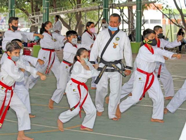 Moon Duk Kwan respalda a sus alumnos Moon Duk Kwan respalda a sus alumnos