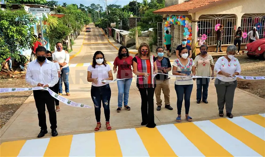 Nuevas vialidades brindan seguridad: Irene Urbina