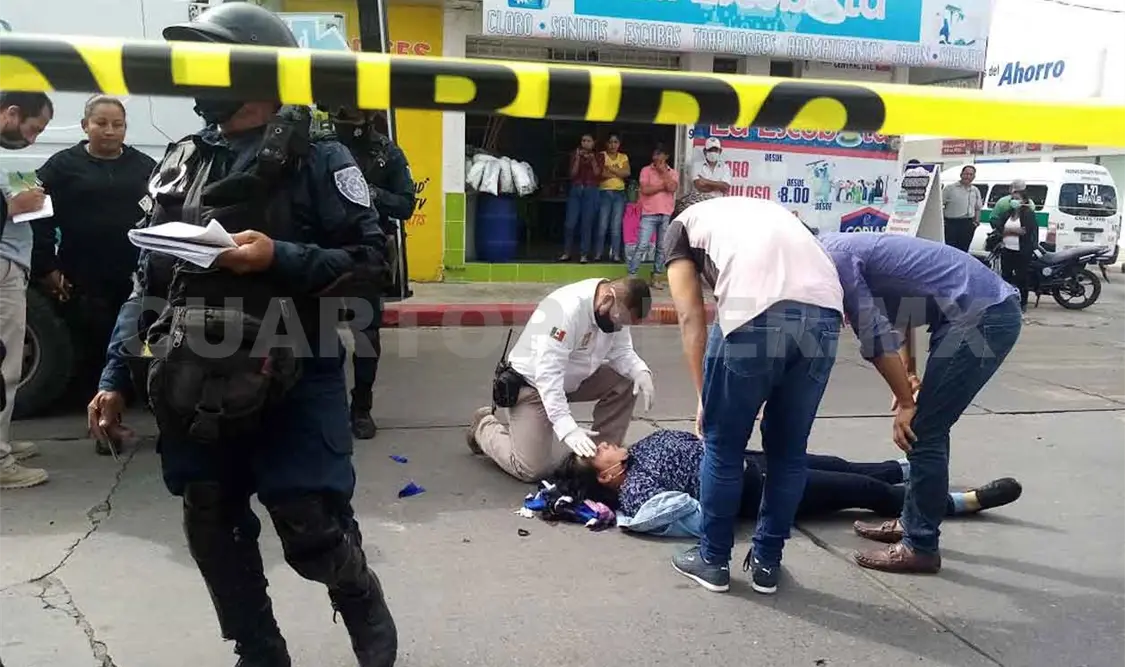 Fémina es atropellada al intentar cruzar la calle