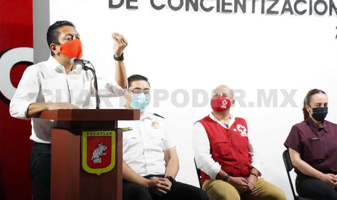 Encabeza Campaña de Concientización Vial