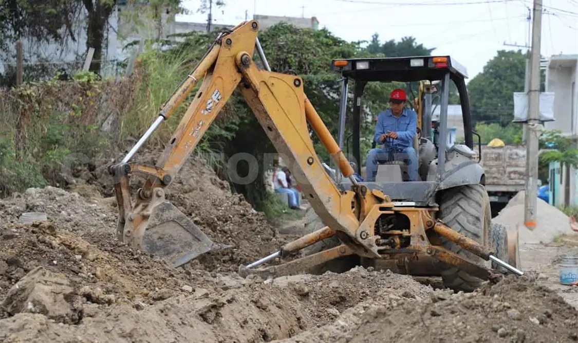 Avanza rehabilitación en la colonia Azteca
