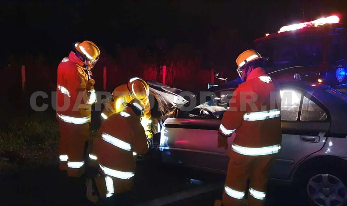 Fallece tras impactar vehículo contra tráiler