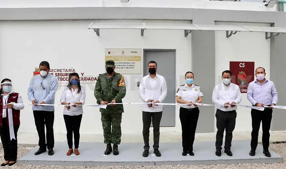 Inaugura Rutilio Escudo Urbano C5 en Palenque
