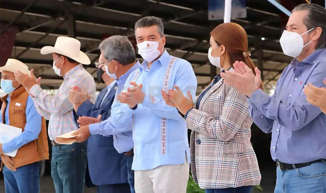 Inaugura XLII Exposición Ganadera Regional