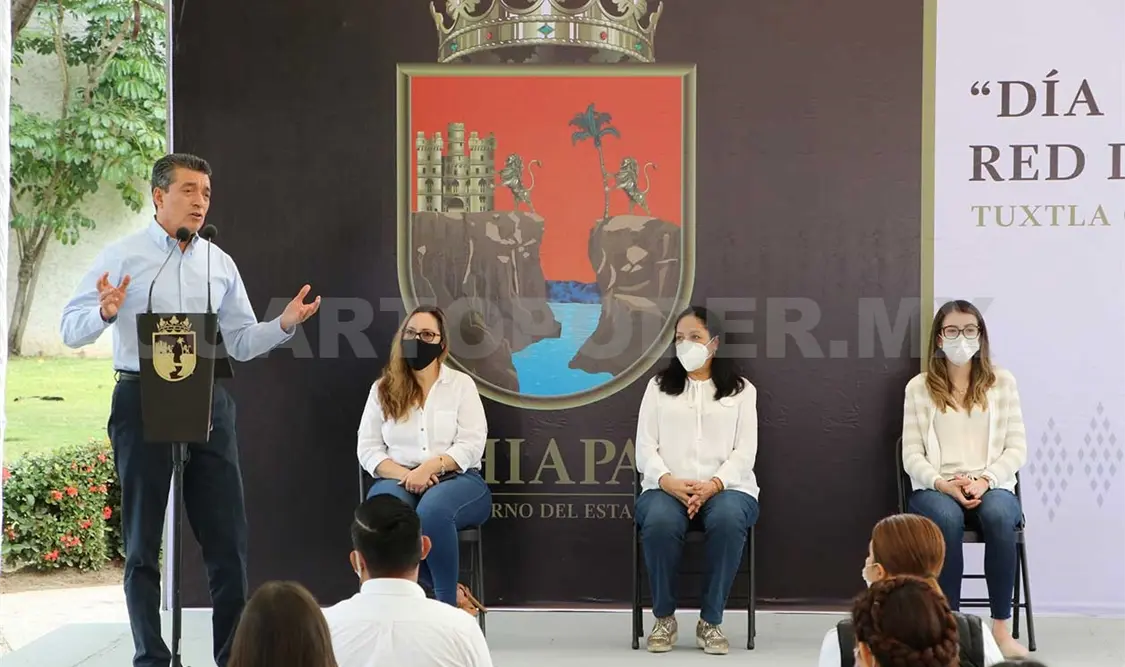 “Ahora más que nunca, sociedad y gobierno, somos un solo ente que trabaja de buena fe, con fraternidad y honestidad”, dijo el mandatario. CP