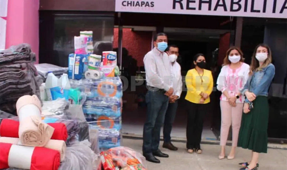 El Congreso entregó al Sistema DIF Chiapas víveres que se recaudaron para familias damnificadas por las lluvias. CP