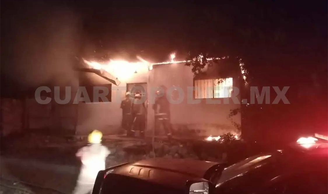 Se incendia vivienda y familia pierde su hogar