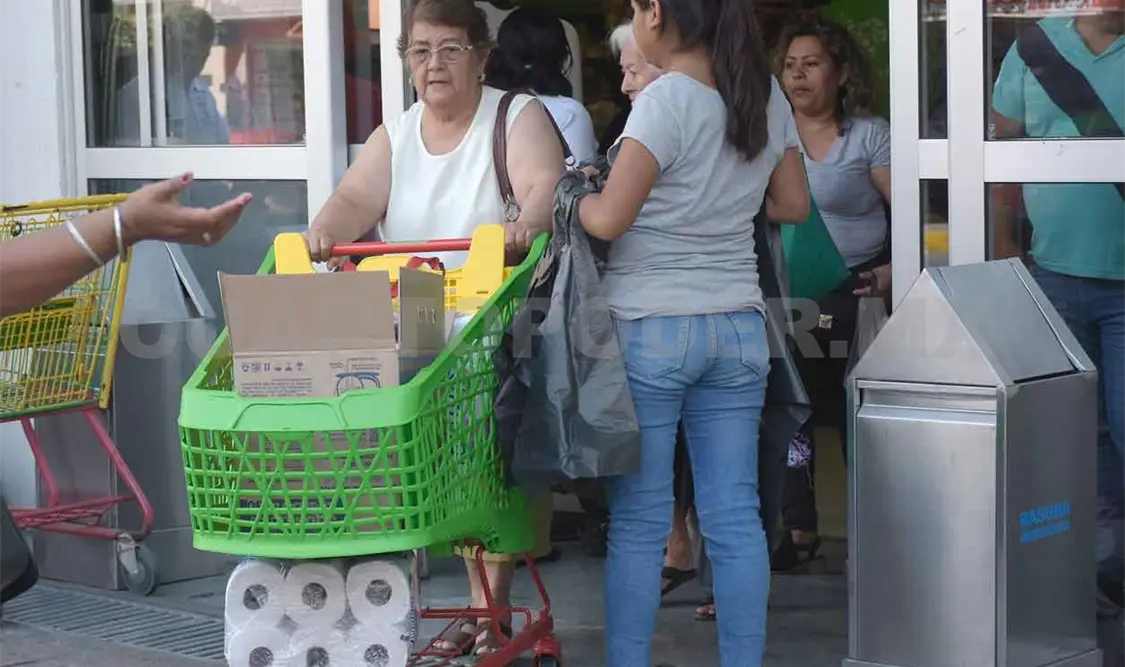 Exhortan a población evitar “gastos hormiga”