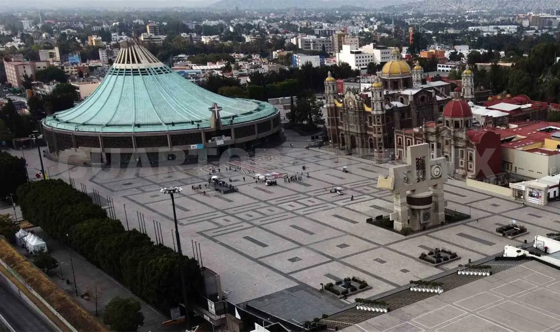 Los fieles de la Virgen de Guadalupe acataron el exhorto de las autoridades de no acudir este sábado 12 de diciembre a la Basílica. El Universal
