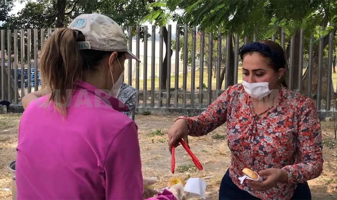 Entregan ayuda a familias de niños hospitalizados