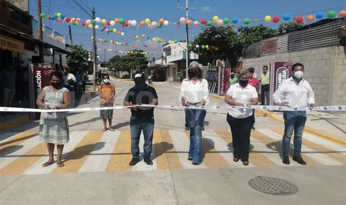 Inauguran pavimentación en colonia Doroteo Arango
