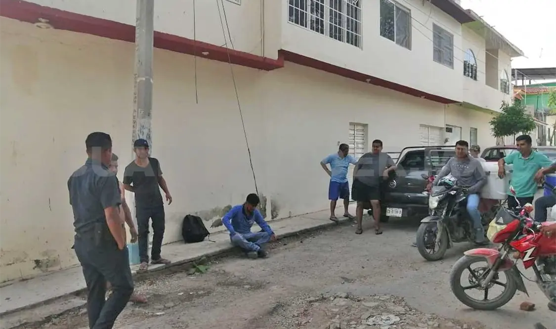 Opone resistencia a asalto,y lo golpean en la cabeza