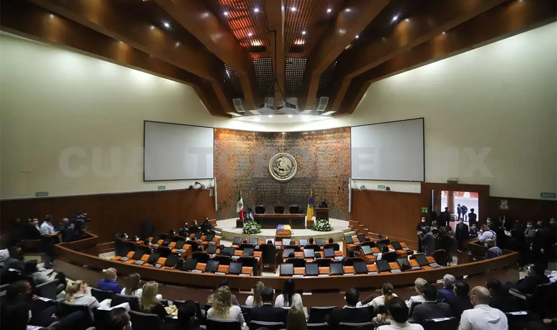 Rinden homenaje a Aristóteles Sandoval