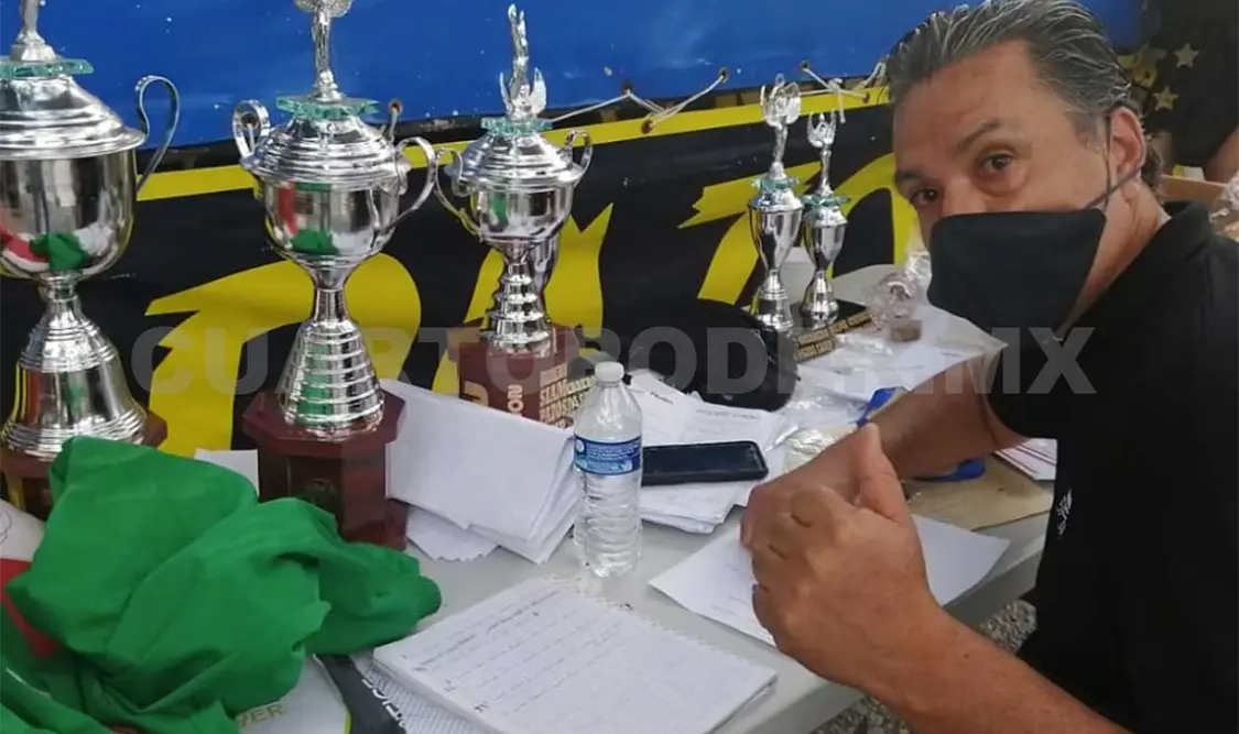 El árbitro internacional Francisco Basurto Arredondo expuso sus conocimientos para crecimiento de los réferis chiapanecos. Cortesía
