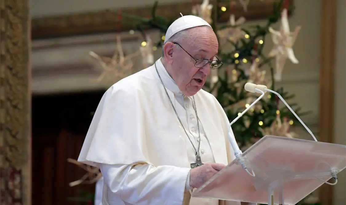 Vacuna para todos, pide el papa