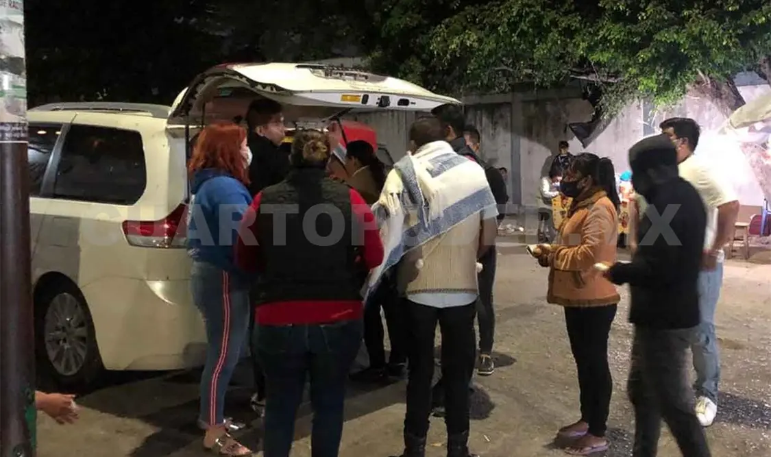 Entregan apoyos a familiares de pacientes
