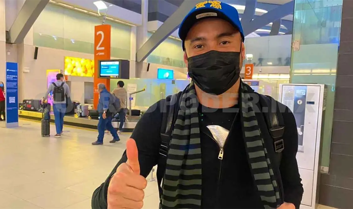 Carlos González llegó a Monterrey