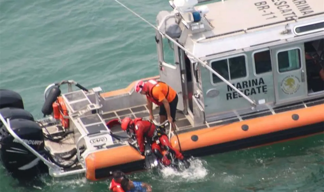 Desde del Centro de Mando y Control se atiende las operaciones de búsqueda y rescate en aguas mexicanas. Cortesía