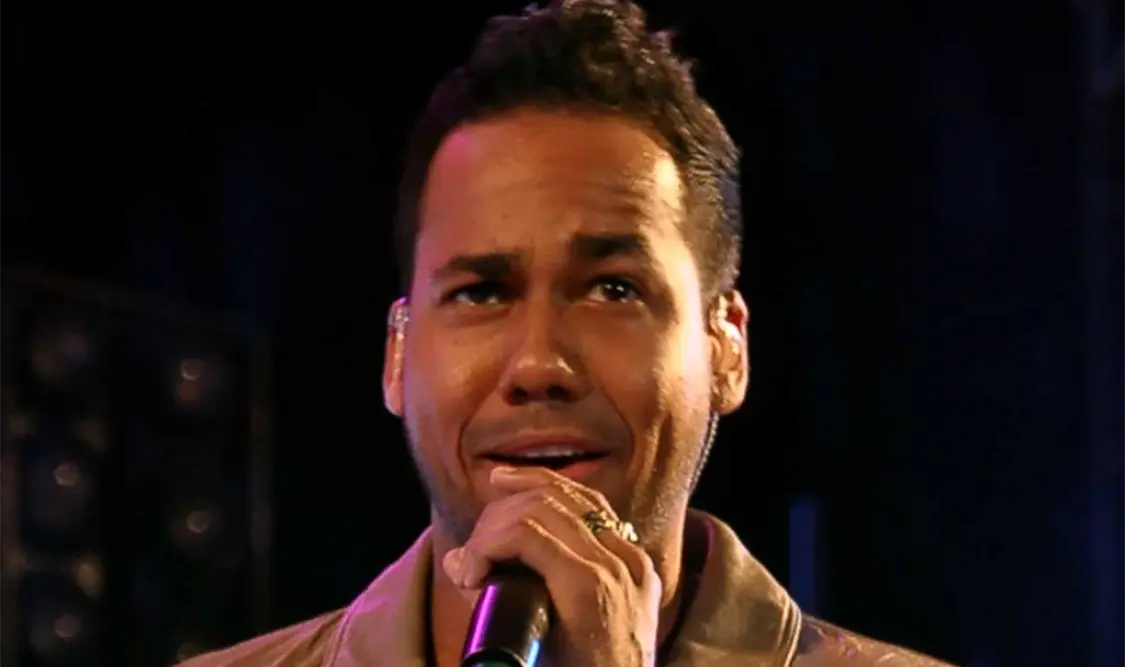 Romeo Santos sorprende a sus fans