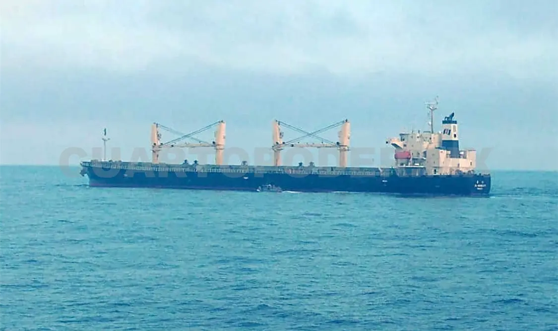 Rescatan a pescador; reportan un fallecido