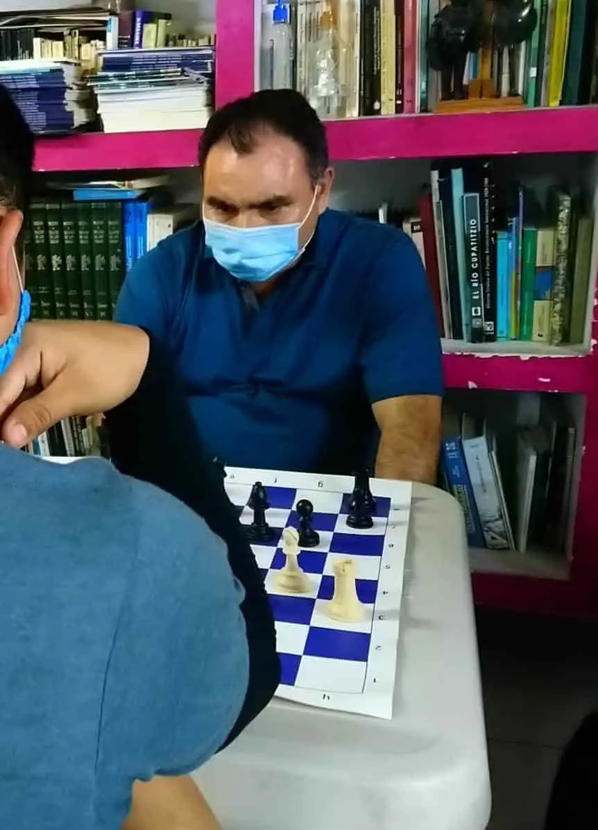 Se realizó el torneo de Ajedrez Todos con Cubrebocas, organizado por el Club de Ajedrez Infantil Chiapas, A. C., que dirige el maestro José Carlos Morales Gómez. Cortesía
