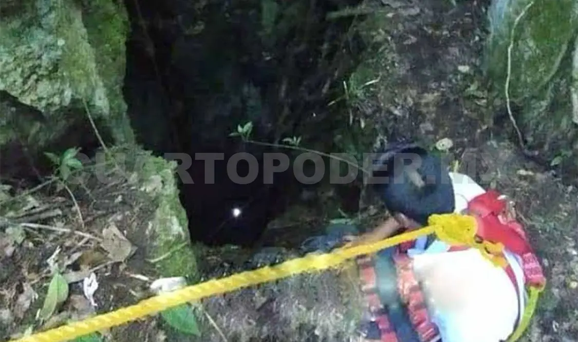 Rescatan a sujeto de una cueva tras sufrir caída