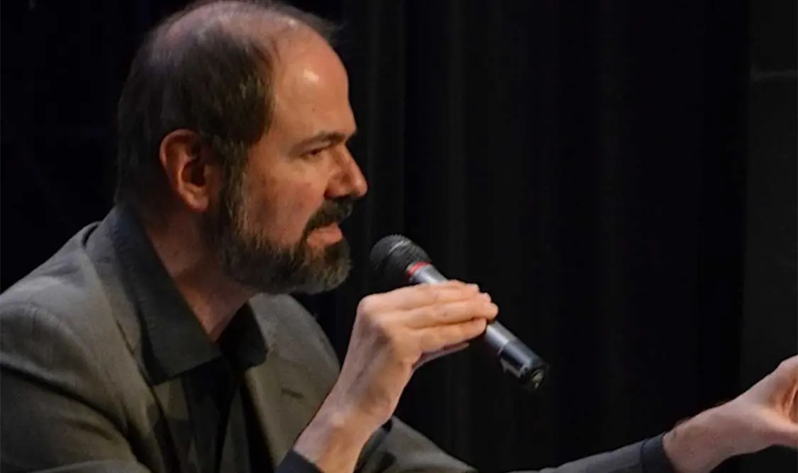 Los cursos inician con Juan Villoro, quien impartirá el tema “De la crónica a la ficción”. Cortesía