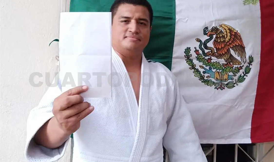 Escuelas reciben apoyos económicos federales