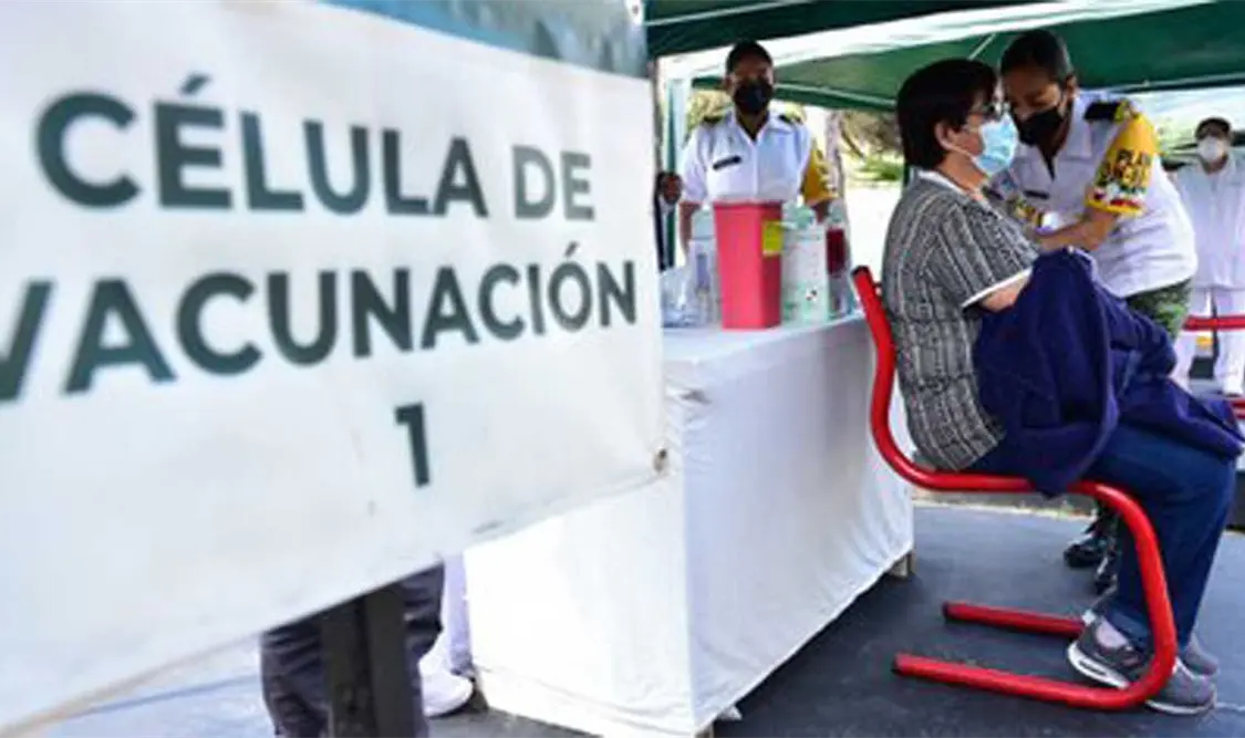 Tribunal revocó decisión de juez federal sobre plan de vacunación