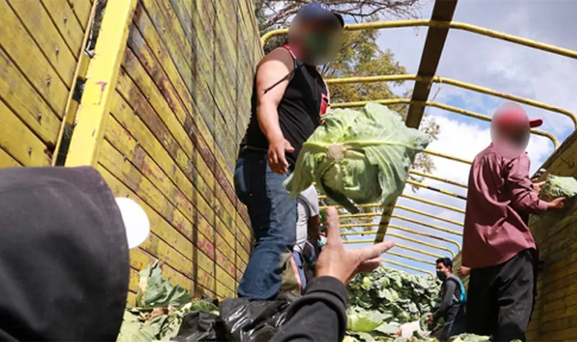 El operativo es para impedir el paso de los camiones cargados de hortalizas. Cortesía