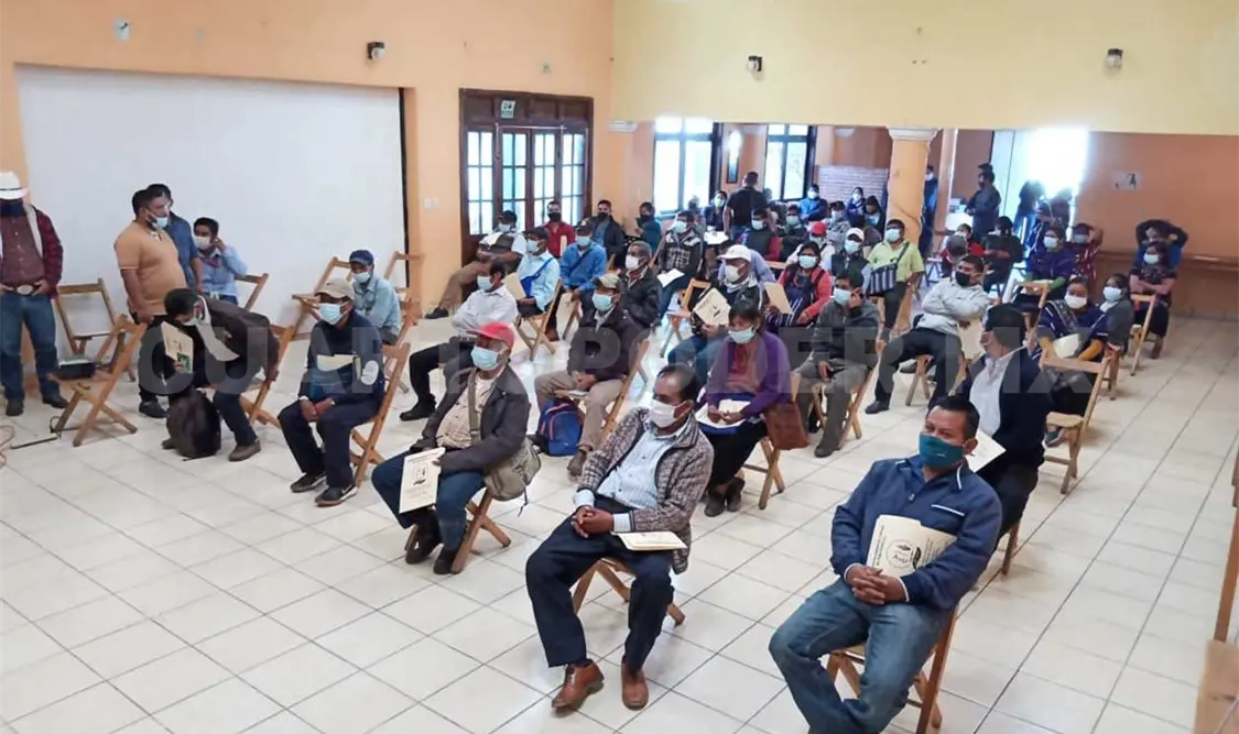 Cafeticultores de la región reciben capacitación