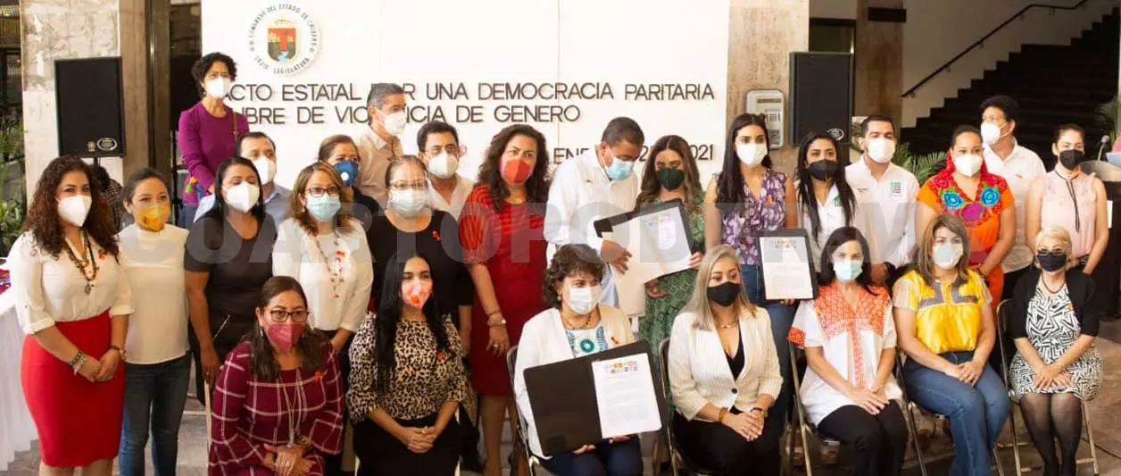 Firman pacto por una democracia sin violencia