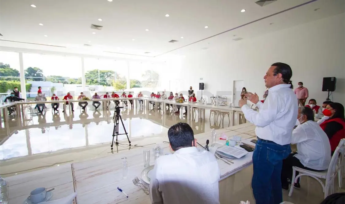 Acuerdan pacto de unidad con Emilio Salazar Farías