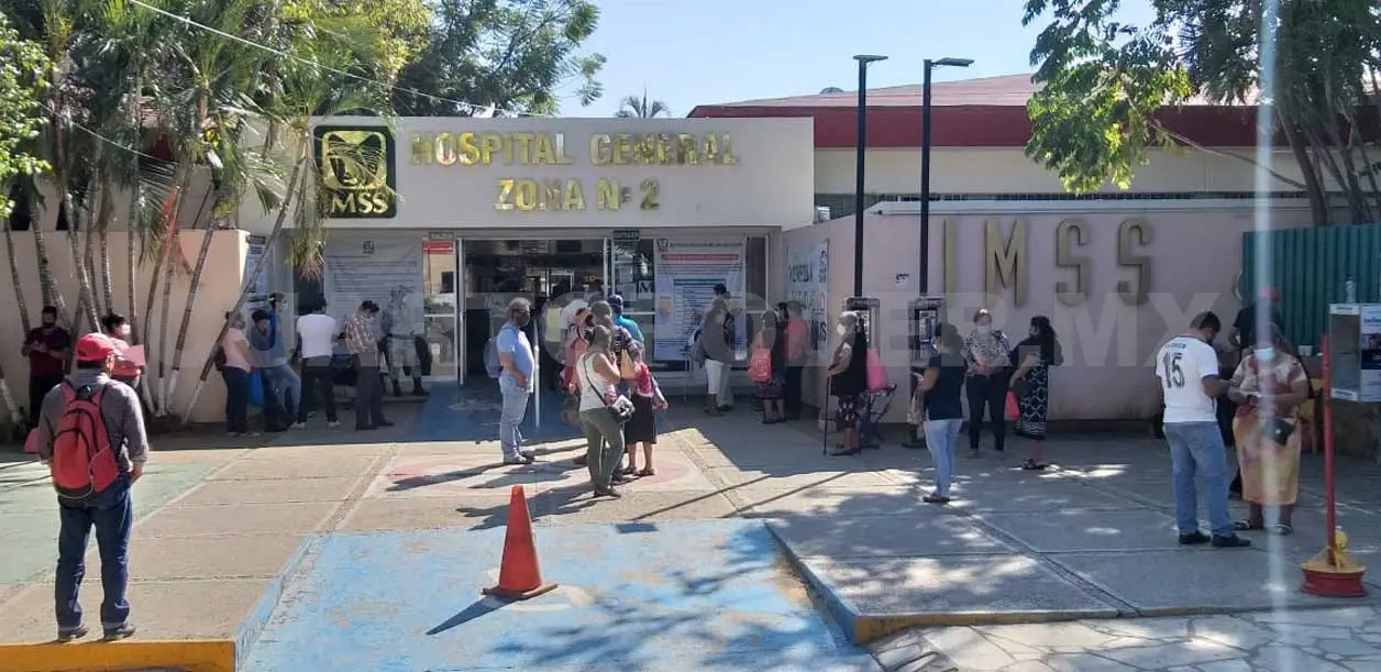 Reporta IMSS muerte de dos médicos del HGZ No. 2