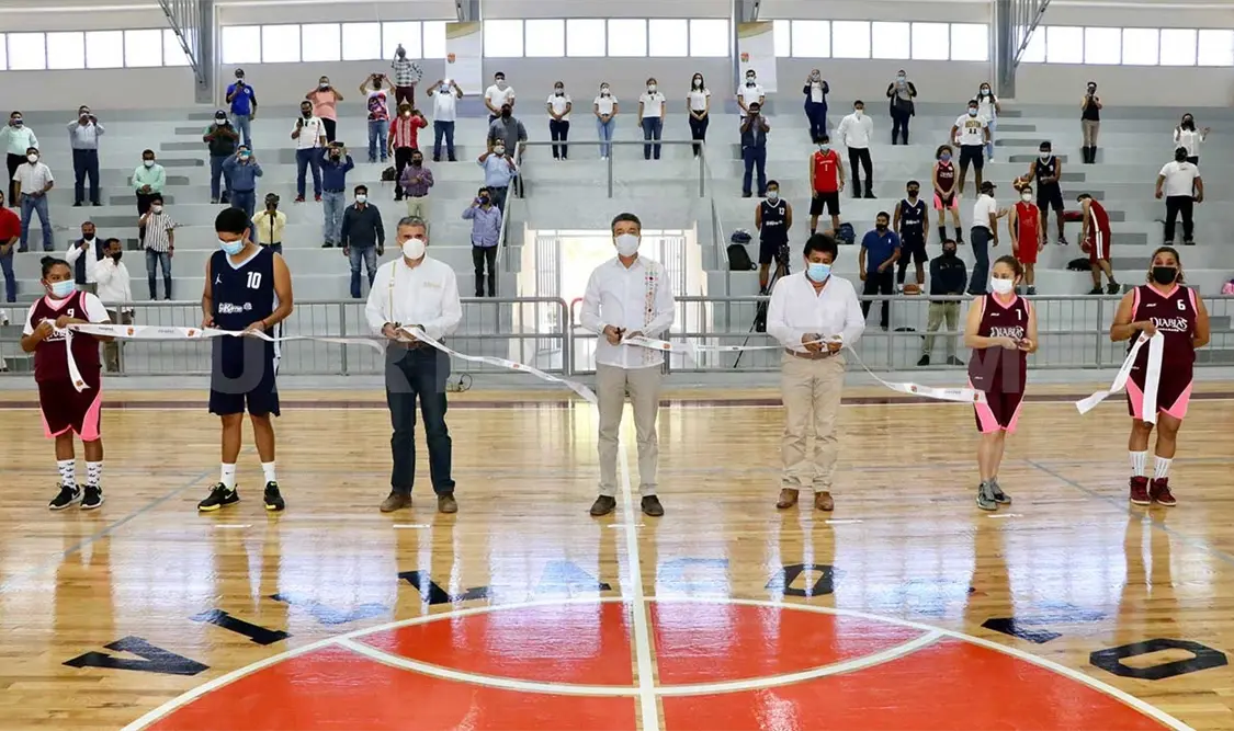 Inauguran reconstrucción de Unidad Deportiva