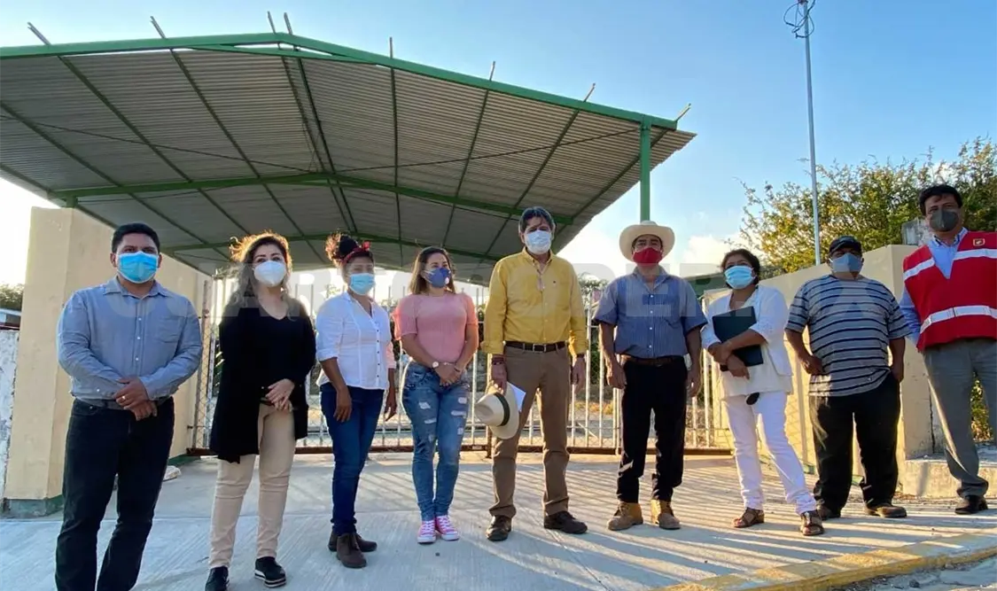 Supervisa edil construcción de parque recreativo y calles