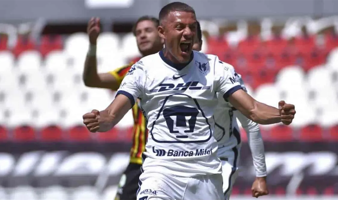 Jacob Morales inició el sueño de ser futbolista en las canchas de Tuxtla Gutiérrez y este torneo ya tuvo su debut con los Pumas de la Liga MX. Agencias