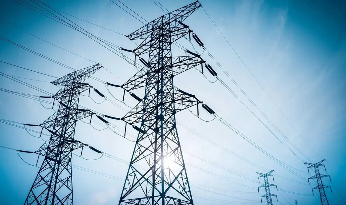 Busca 4T reducir costo de contratos eléctricos