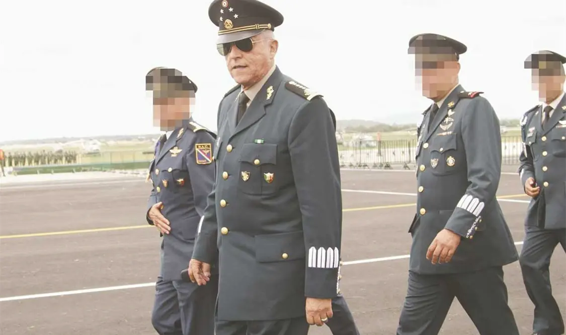 Proponen protección a usuarios digitales