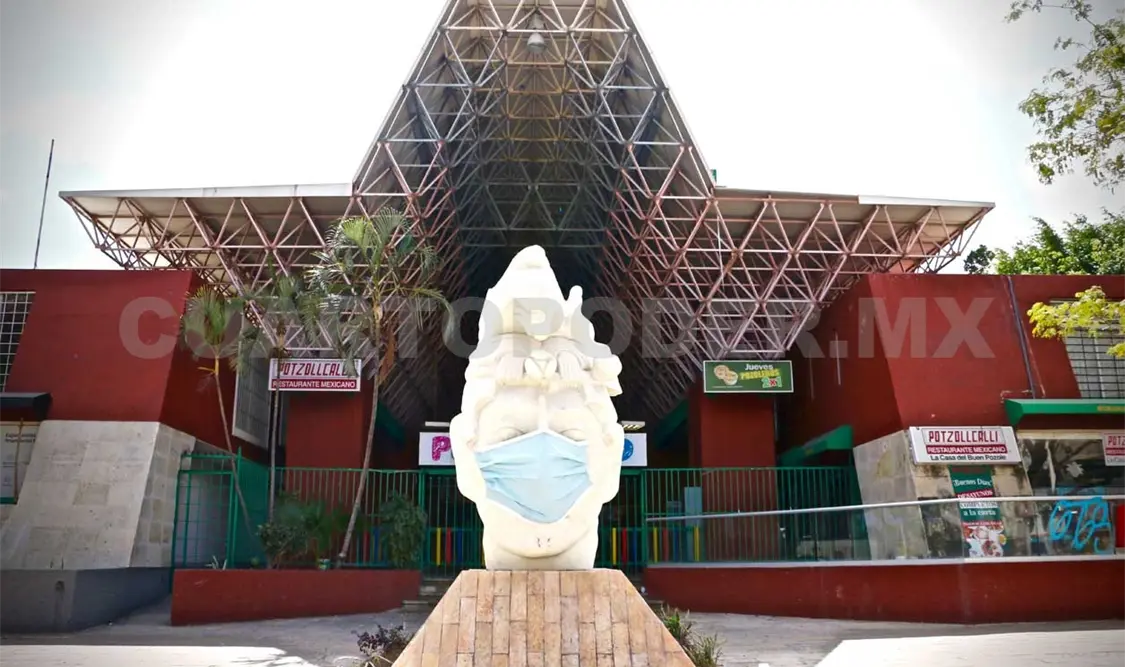 Colocan cubrebocas a Cabeza Maya