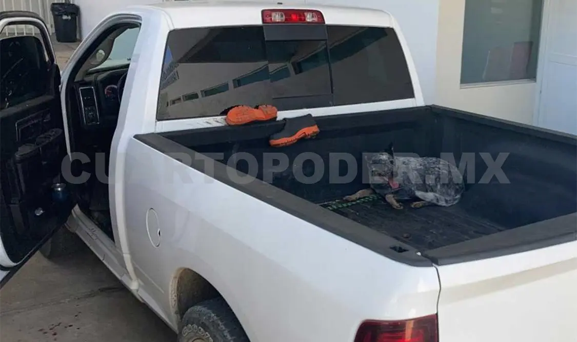 Acribillan a tiros camioneta y conductor resulta herido
