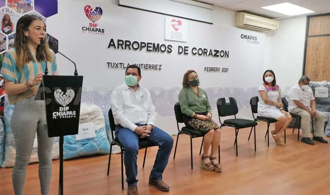 Canalizan donativos de Campaña Arropemos con el Corazón
