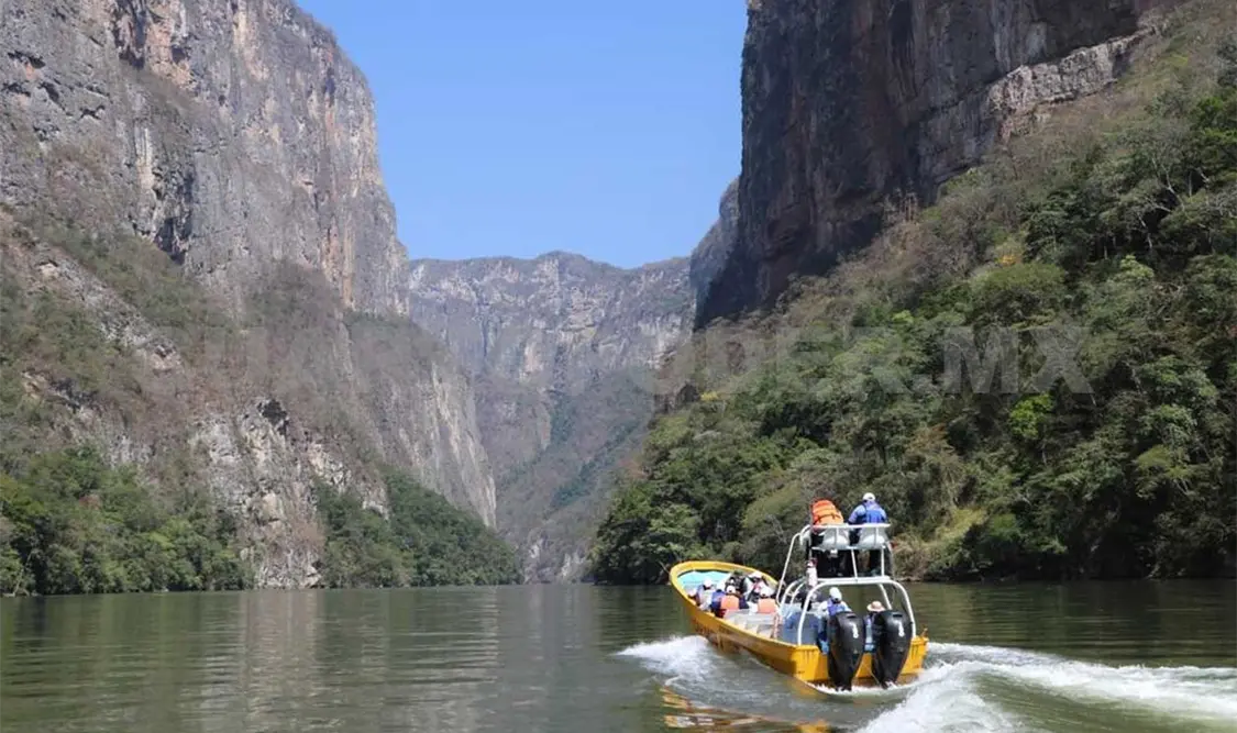 Llaman a lancheros a limpiar el Cañón del Sumidero