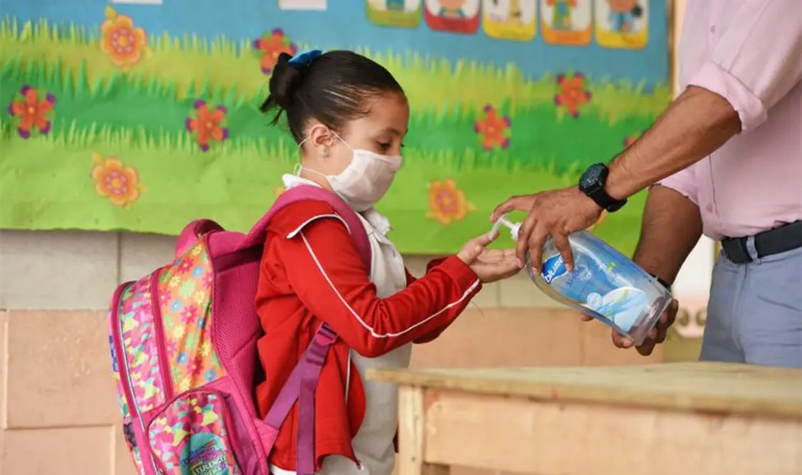 Escuelas particulares regresarán a clases