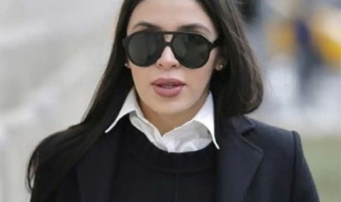 Se investiga a Emma Coronel por “lavado” de dinero
