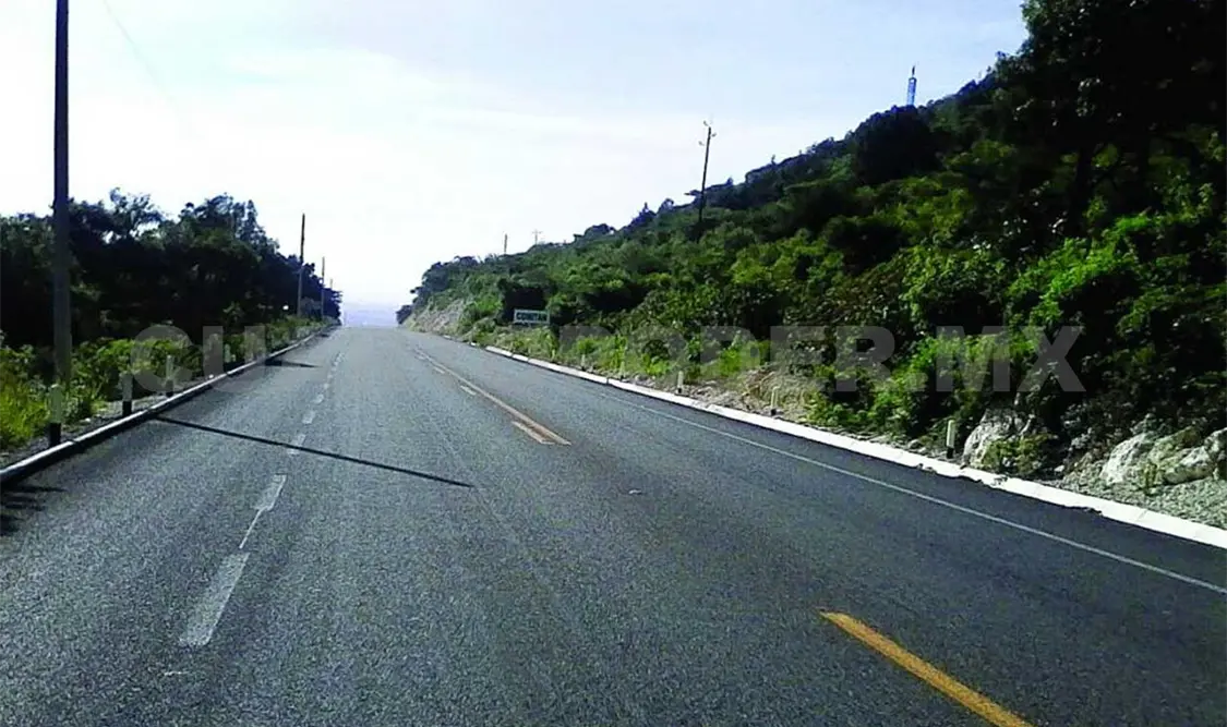 El empresario dijo que se debe trabajar y fortalecer en la red carretera y de puentes del estado. Cortesía