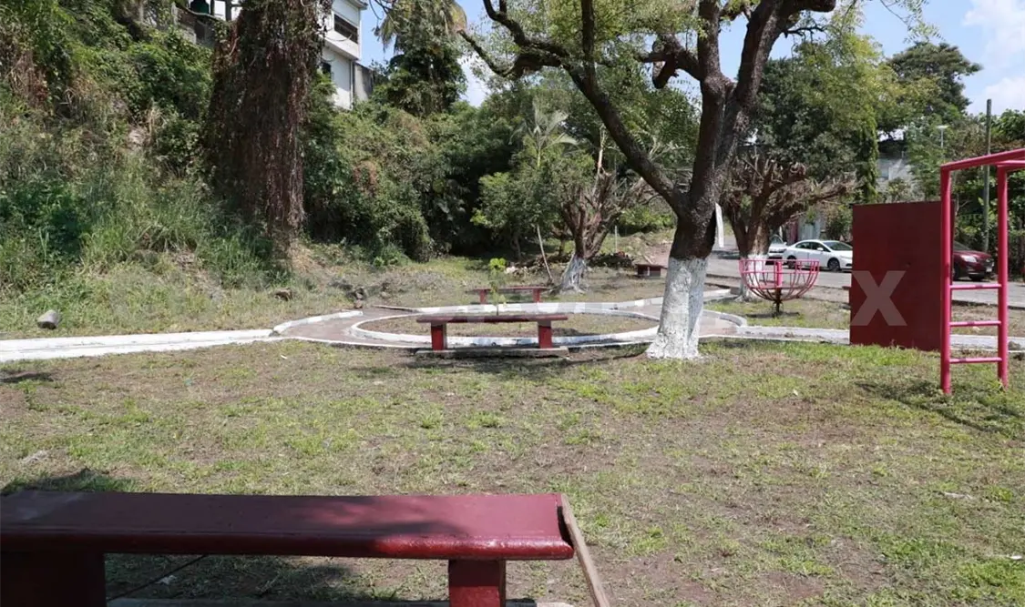 Continúa rehabilitación de parques y espacios